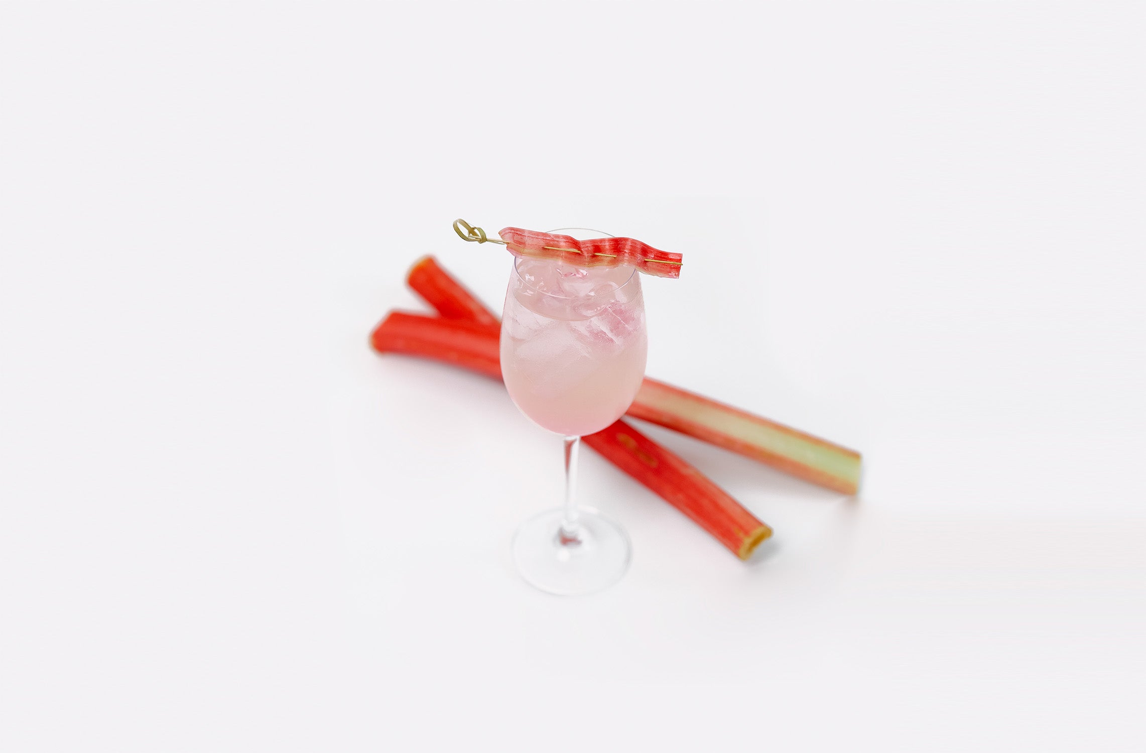 Delicious rhubarb cocktail recipes